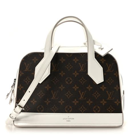 LOUIS VUITTON Monogram Dora PM White .